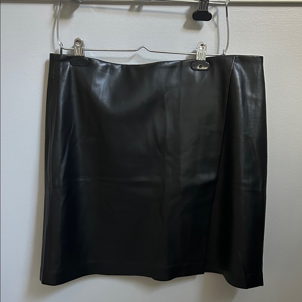 Simons Black vegan Leather Mini Skirt
